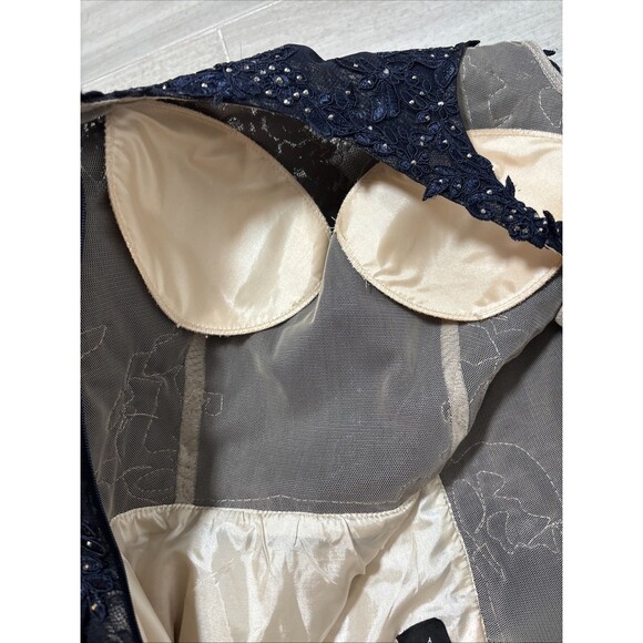 Xscape Navy Blue Lace Beaded tulle overlay Evening Gown Size 8 Formal Prom - Picture 10 of 17